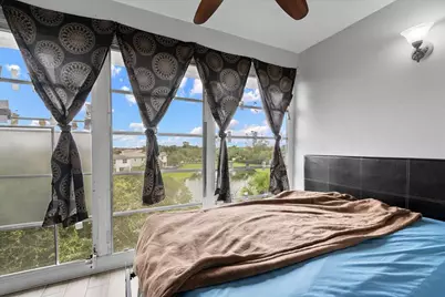 941 Crystal Lake Drive #402, Deerfield Beach, FL 33064 - Photo 15