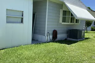 50 W Caribbean, Port Saint Lucie, FL 34952 - Photo 9