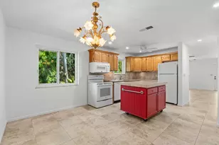 736 - 738 NE 36th St, Oakland Park, FL 33334 - Photo 9