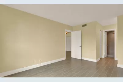 201 Lake Frances Drive, West Palm Beach, FL 33411 - Photo 17
