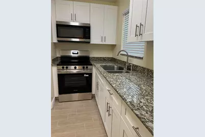 201 Lake Frances Drive, West Palm Beach, FL 33411 - Photo 7