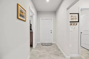843 Persimmon Pl, Fort Pierce, FL 34981 - Photo 5
