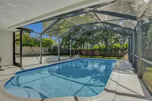 2030 N 54th Ave, Hollywood, FL 33021 - Photo 35