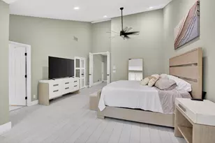 124 Las Brisas Cir, Hypoluxo, FL 33462 - Photo 29