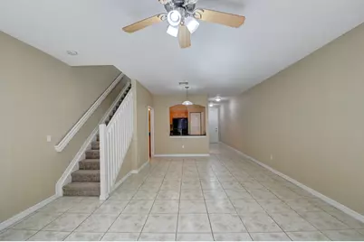 100 Hemingway Court, Palm Springs, FL 33461 - Photo 7