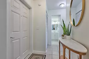12 Colonial Club Dr, Boynton Beach, FL 33435 - Photo 15