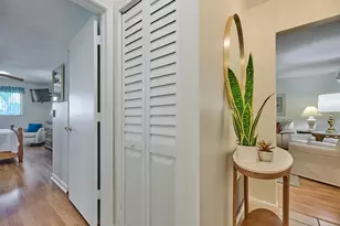 12 Colonial Club Dr, Boynton Beach, FL 33435 - Photo 9