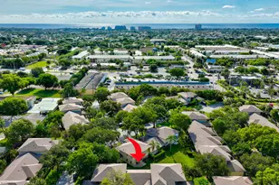 3951 NE 19th Rd, Pompano Beach, FL 33064 - Photo 9