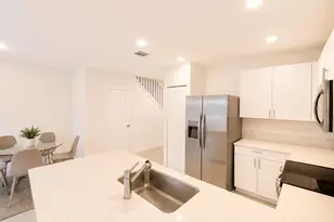 5085 SW 37th St, West Park, FL 33023 - Photo 11