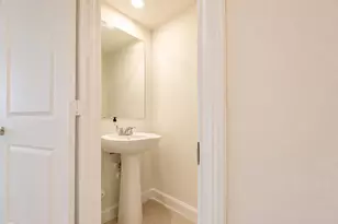 5085 SW 37th St, West Park, FL 33023 - Photo 17