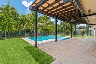 9200 SW 51st Pl, Cooper City, FL 33328 - Photo 35