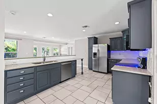 9200 SW 51st Pl, Cooper City, FL 33328 - Photo 7