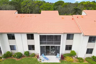 2570 NW Seagrass Dr, Palm City, FL 34990 - Photo 9