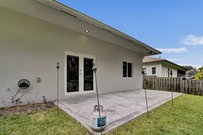 434 NW 21st Avenue, Pompano Beach, FL 33069 - Photo 39