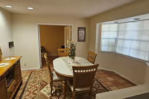 11453 Lakeview Dr, Coral Springs, FL 33071 - Photo 9