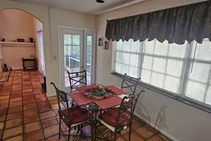 11453 Lakeview Dr, Coral Springs, FL 33071 - Photo 21