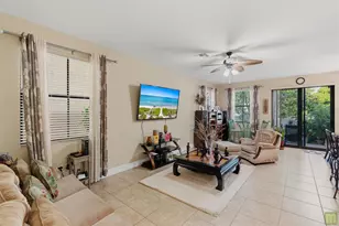 5809 NW 46th Ln, Tamarac, FL 33319 - Photo 17