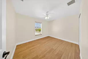 521 SW Halifax Ave, Port Saint Lucie, FL 34953 - Photo 23