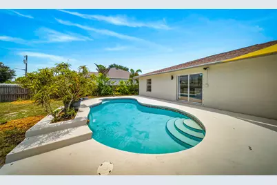 521 SW Halifax Avenue, Port Saint Lucie, FL 34953 - Photo 31