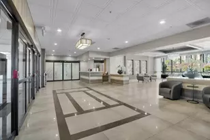 3701 N Country Club Dr, Aventura, FL 33180 - Photo 31