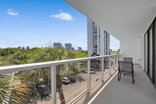 3701 N Country Club Dr, Aventura, FL 33180 - Photo 5