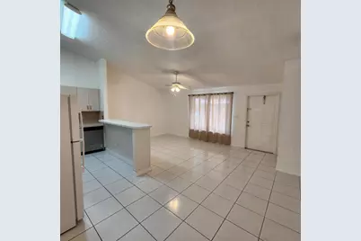500 NE 3rd Street #109, Hallandale, FL 33009 - Photo 3
