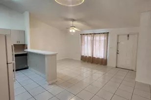 500 NE 3rd St, Hallandale, FL 33009 - Photo 3