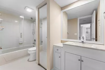 2818 Waterford Drive N, Deerfield Beach, FL 33442 - Photo 27