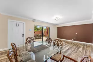 2818 Waterford Dr N, Deerfield Beach, FL 33442 - Photo 15