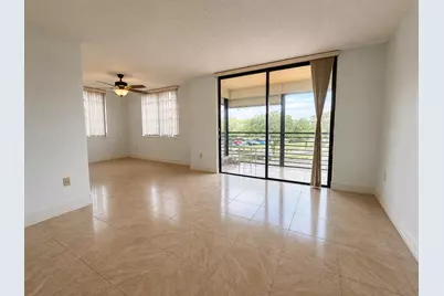 1000 Colony Point Circle #315, Pembroke Pines, FL 33026 - Photo 1