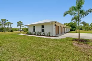 425 N Ffa Rd, Fort Pierce, FL 34945 - Photo 17