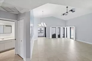 21583 Villa Nova Dr, Boca Raton, FL 33433 - Photo 7