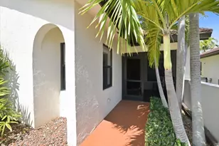21583 Villa Nova Dr, Boca Raton, FL 33433 - Photo 3