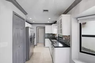 21583 Villa Nova Dr, Boca Raton, FL 33433 - Photo 15