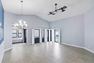 21583 Villa Nova Dr, Boca Raton, FL 33433 - Photo 9