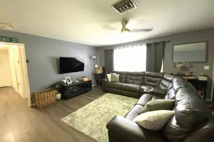2894 SE 1st Pl, Boynton Beach, FL 33435 - Photo 3