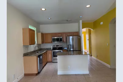 1071 Fosters Mill Road, Boynton Beach, FL 33436 - Photo 3