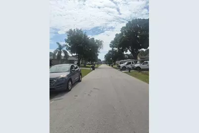 681 NW Thuringer St Street NW, Palm Bay, FL 32907 - Photo 5
