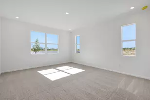 10717 NW Suncrest Lp, Port Saint Lucie, FL 34987 - Photo 11