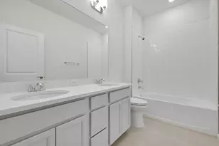 10724 NW Suncrest Lp, Port Saint Lucie, FL 34987 - Photo 5