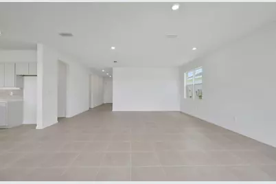 10724 NW Suncrest Lp, Port Saint Lucie, FL 34987 - Photo 17