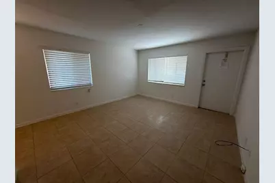 515 S Sequoia Drive #212, West Palm Beach, FL 33409 - Photo 5
