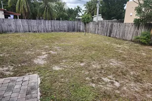 1597 NE 53rd Ct, Pompano Beach, FL 33064 - Photo 23