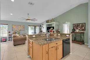 663 NW North Macedo Blvd, Port Saint Lucie, FL 34983 - Photo 11