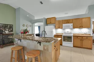 663 NW North Macedo Blvd, Port Saint Lucie, FL 34983 - Photo 9