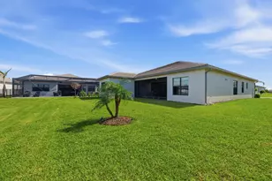 12426 SW Crystal Cv Dr, Port Saint Lucie, FL 34987 - Photo 37