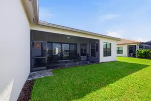 12426 SW Crystal Cv Dr, Port Saint Lucie, FL 34987 - Photo 35