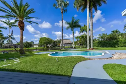 8946 SW 52nd Court, Cooper City, FL 33328 - Photo 19