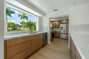 8946 SW 52nd Ct, Cooper City, FL 33328 - Photo 5