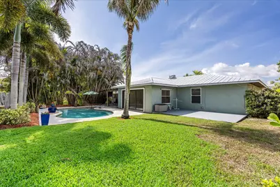 687 NE Maranta, Jensen Beach, FL 34957 - Photo 29